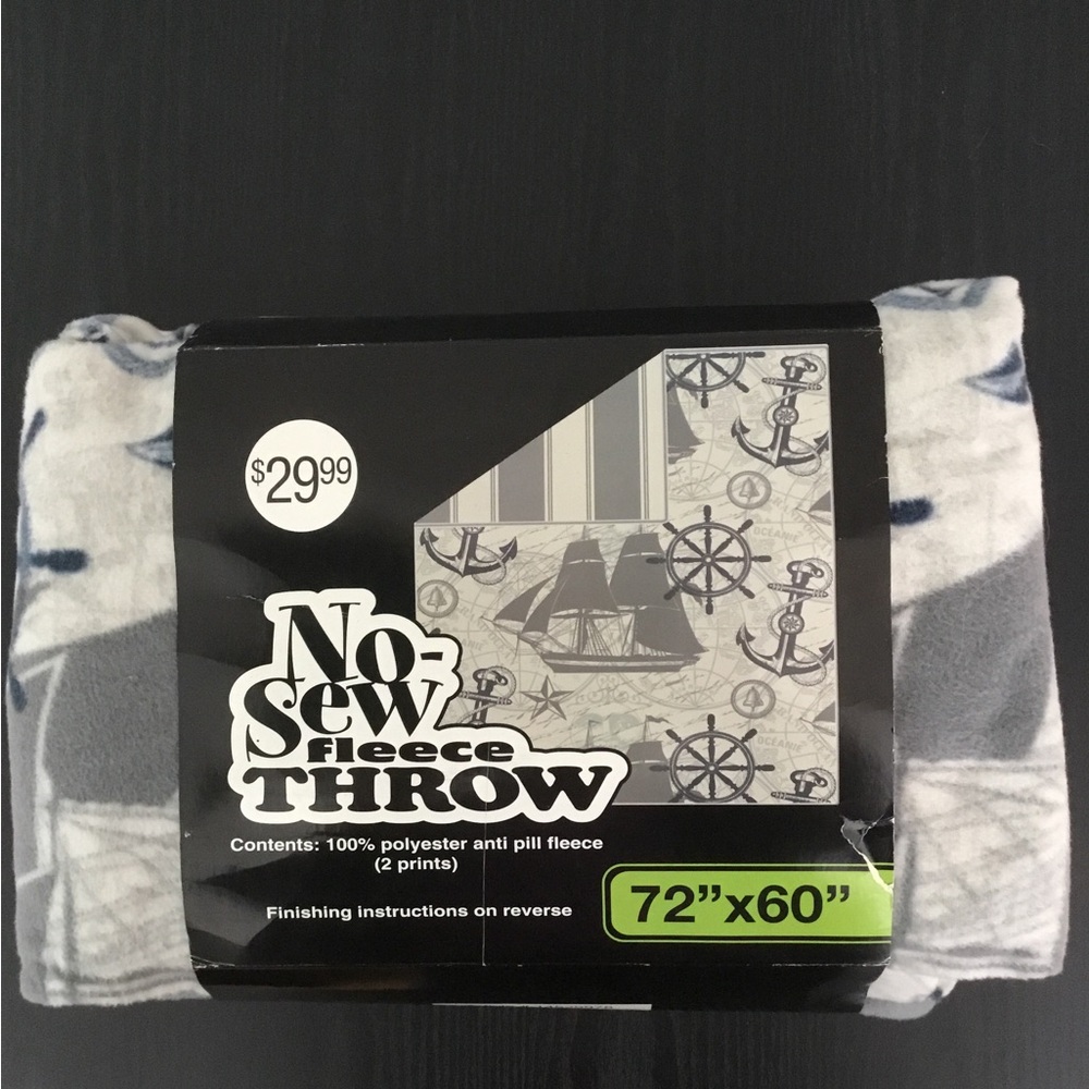No-Sew Fleece Throw Blanket